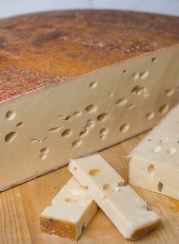 Emmentaler AOP rezent Emmentaler AOP rezent