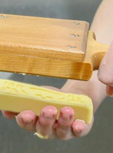 Käsereibutter Käsereibutter